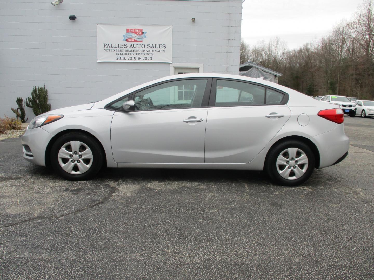 2015 SILVER Kia Forte (KNAFX4A62F5) , AUTOMATIC transmission, located at 540a Delsea Drive, Sewell, NJ, 08080, (856) 589-6888, 39.752560, -75.111206 - Photo#2